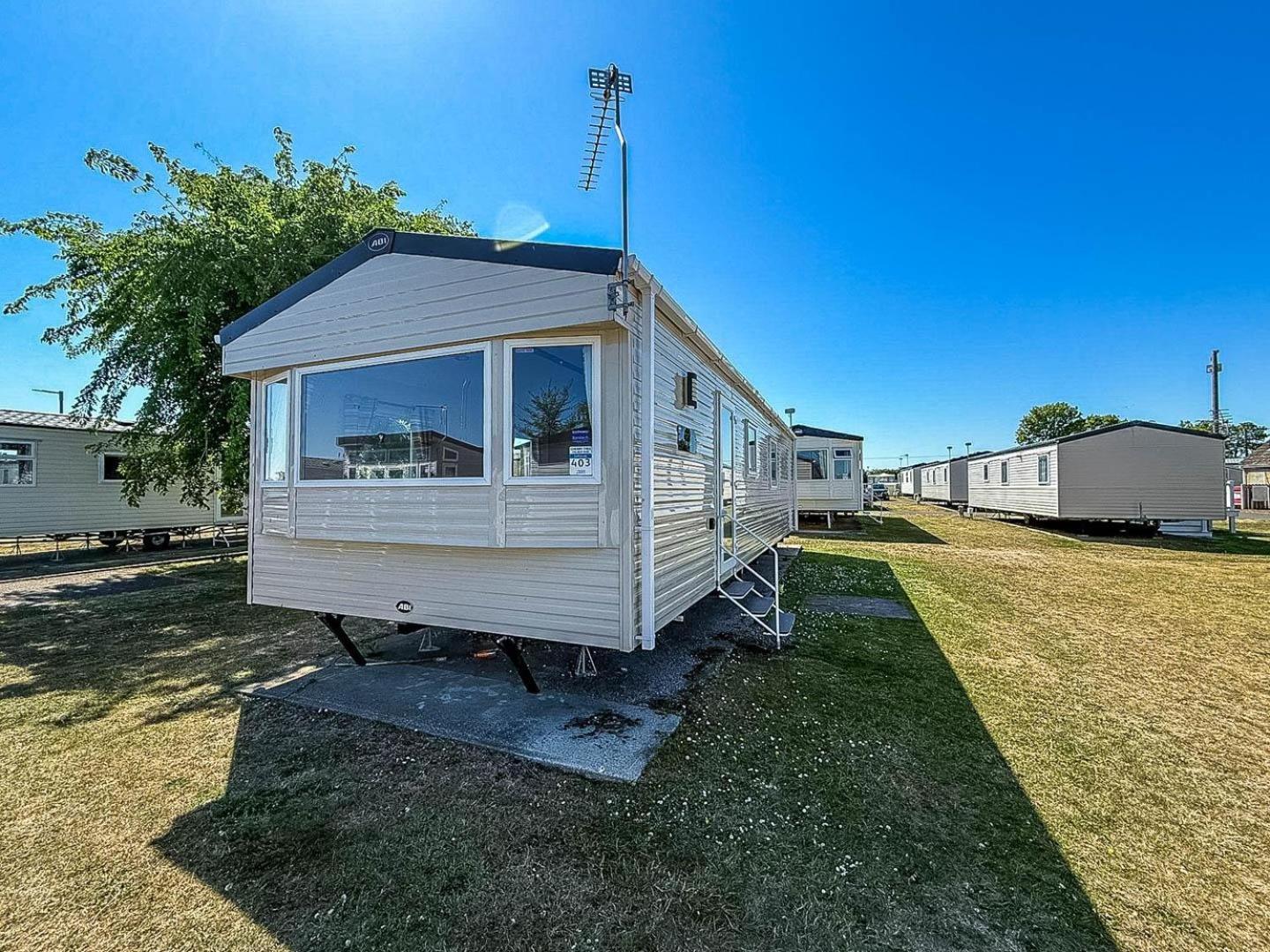 Lovely 6 Berth Caravan At Cherry Tree Holiday Park, Ref 70403C Great Yarmouth Exterior photo